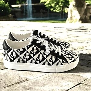 Karl Lagefled Sneakers Paris